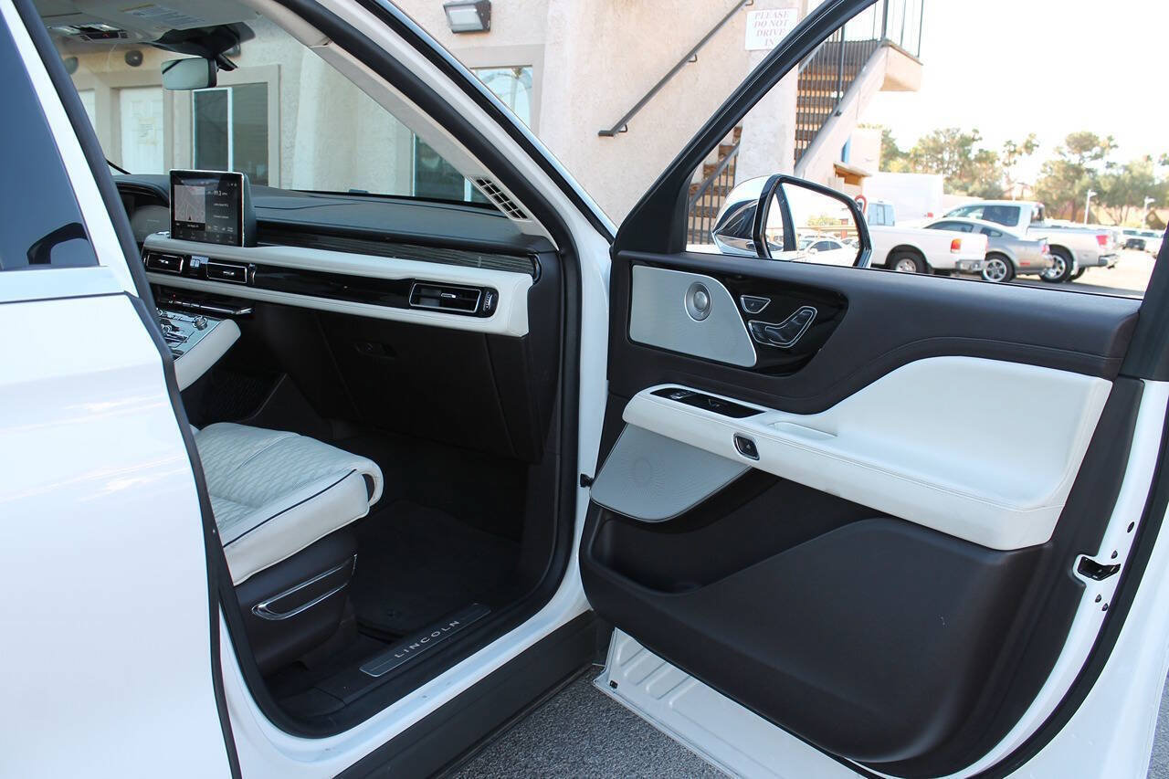 Used 2020 Lincoln Aviator Black Label Grand Touring w/ Class IV Trailer Tow Package AWD/4WD image 55