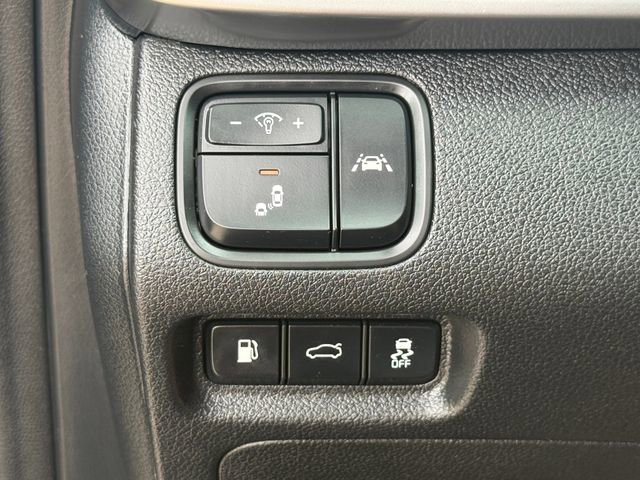 Used 2020 Kia Optima LX FWD image 24