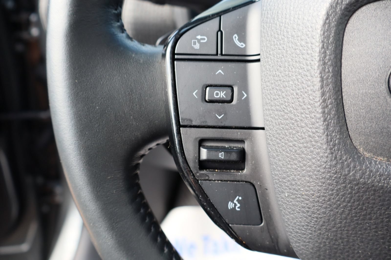 Used 2023 Subaru Solterra AWD image 15