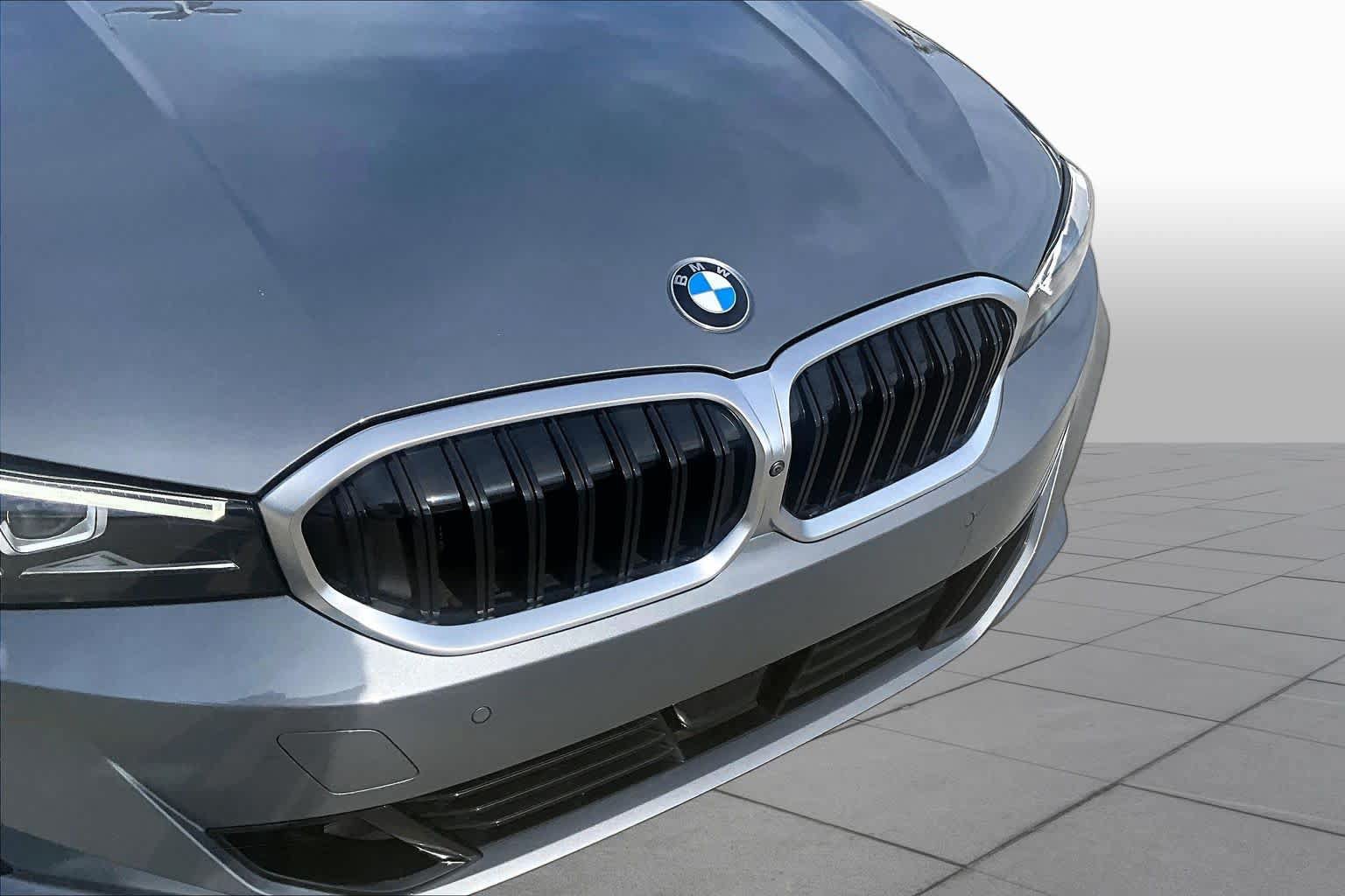 Used 2025 BMW 330i Sedan RWD image 28