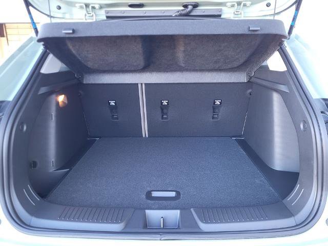 New 2026 Chevrolet Trax ACTIV w/ Sunroof Package image 26