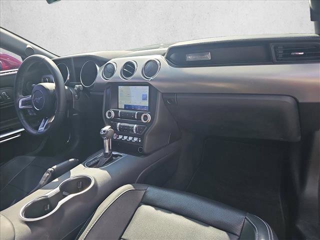 Used 2022 Ford Mustang Premium image 9