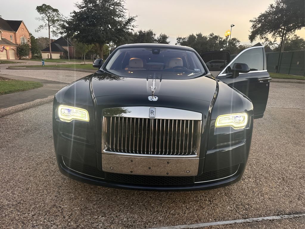Used 2015 Rolls-Royce Ghost image 22