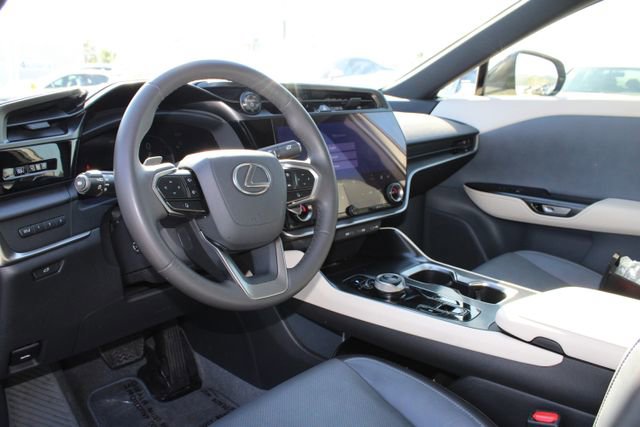Certified 2023 Lexus RZ 450e Premium w/ Technology Package image 12