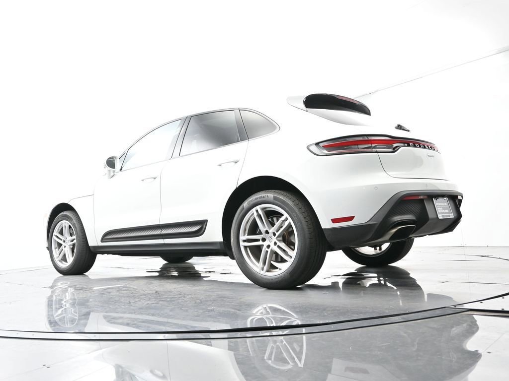 Certified 2023 Porsche Macan AWD/4WD image 47