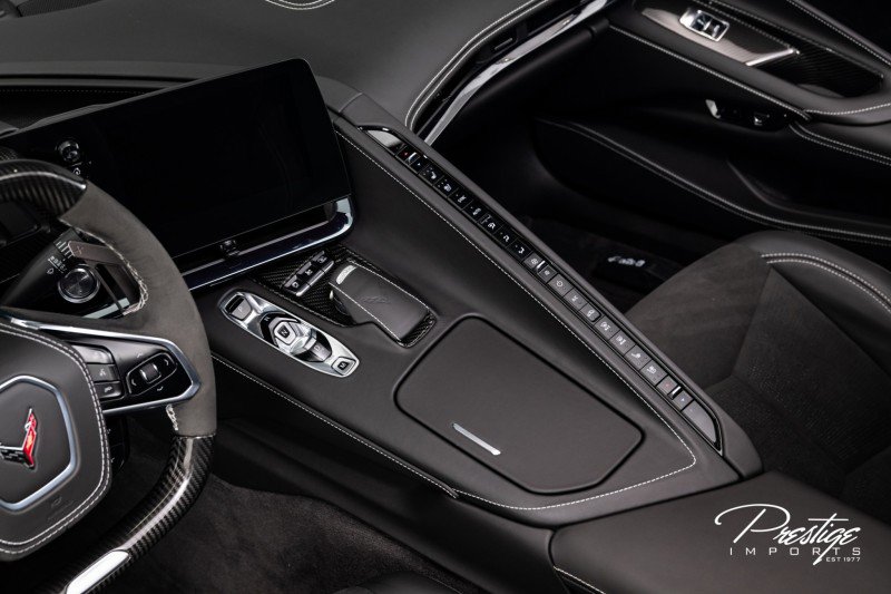 Used 2025 Chevrolet Corvette Z06 w/ Stealth Interior Trim Package image 39