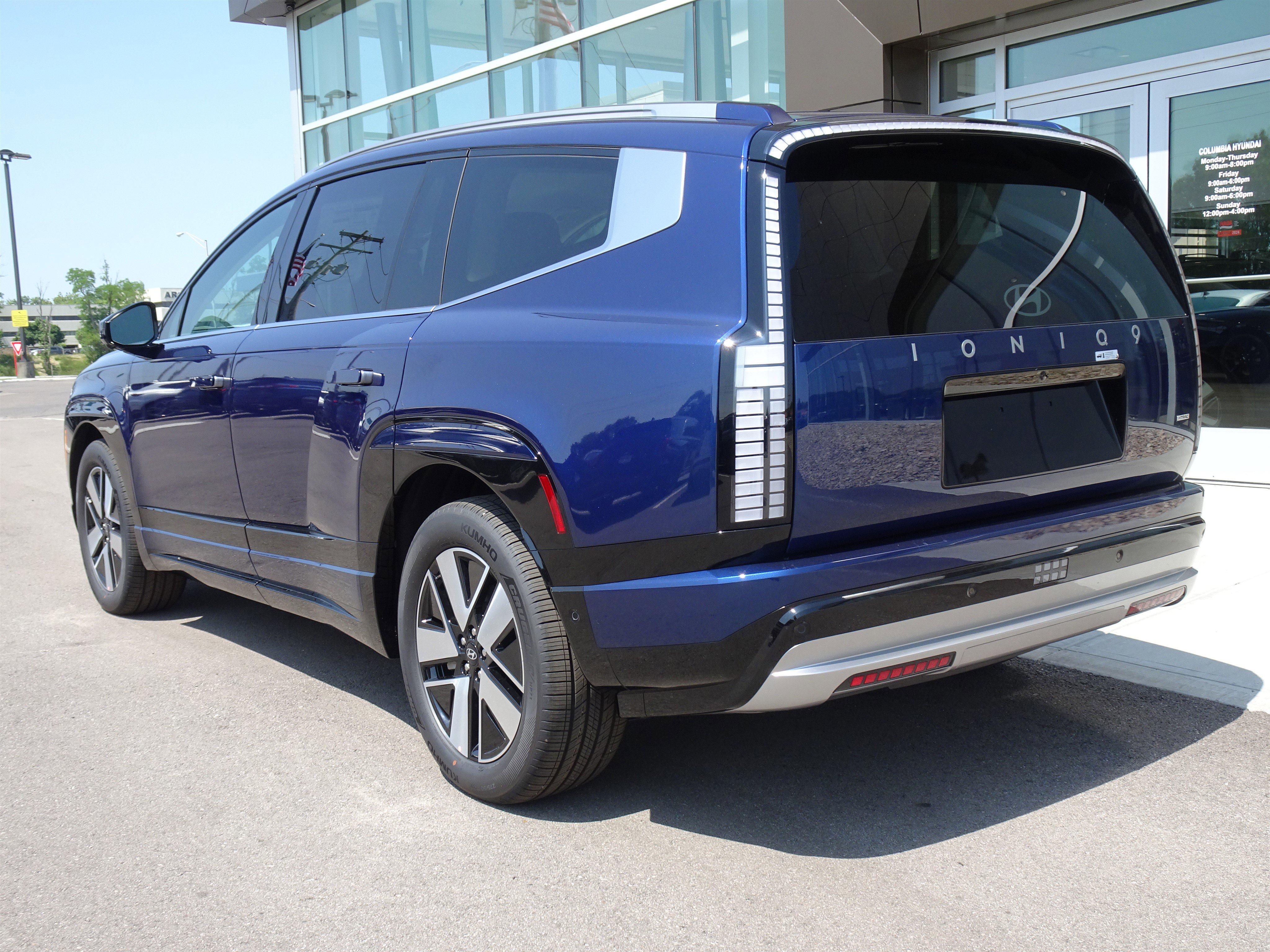 New 2026 Hyundai Ioniq 9 SEL image 4