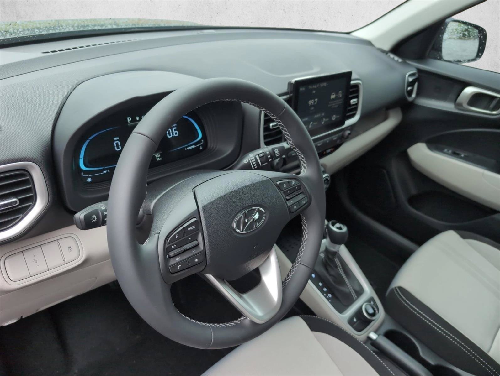 New 2026 Hyundai Venue SEL FWD image 11