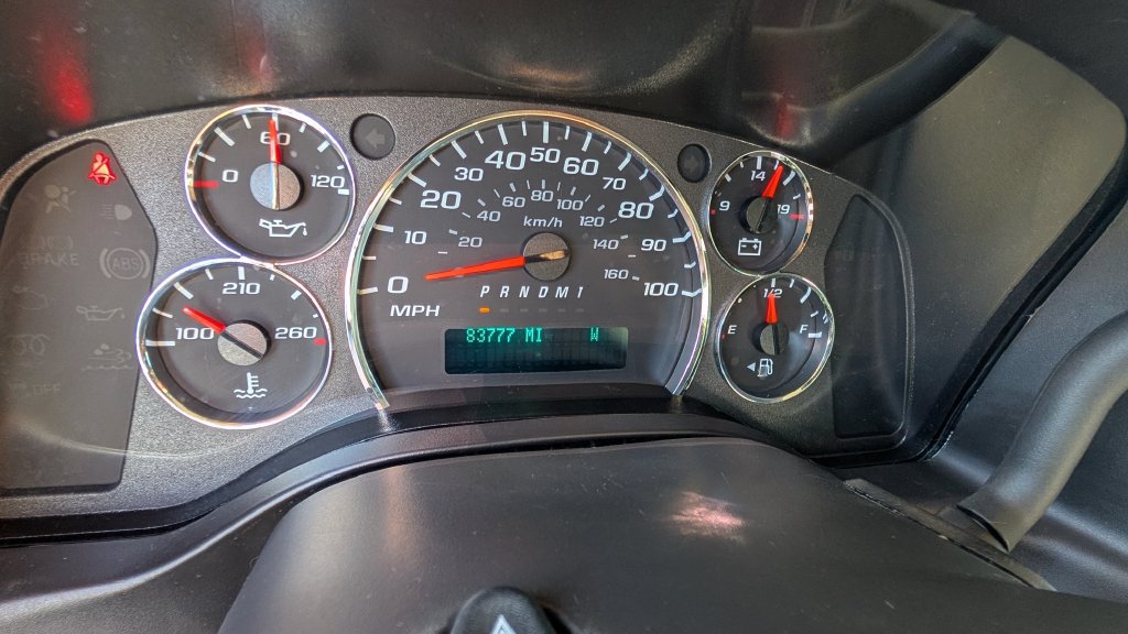 Used 2021 Chevrolet Express 2500 w/ Driver Convenience Package RWD image 9