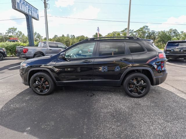 Used 2021 Jeep Cherokee Latitude Plus AWD/4WD image 14