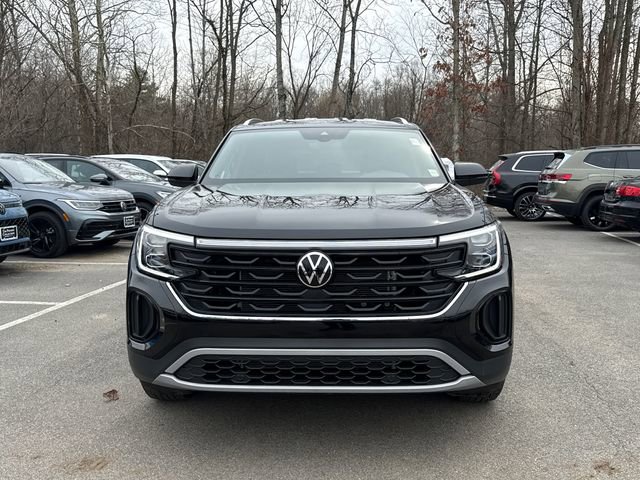Certified 2025 Volkswagen Atlas Cross Sport SE image 8