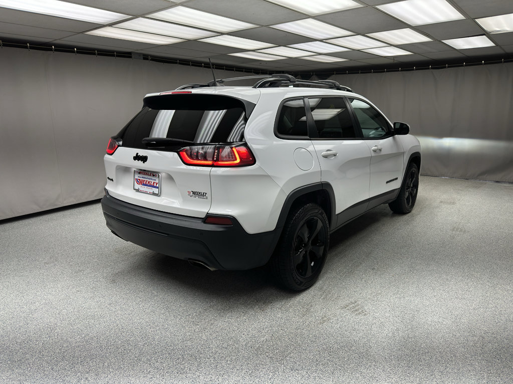 Used 2019 Jeep Cherokee Latitude Plus AWD/4WD image 4
