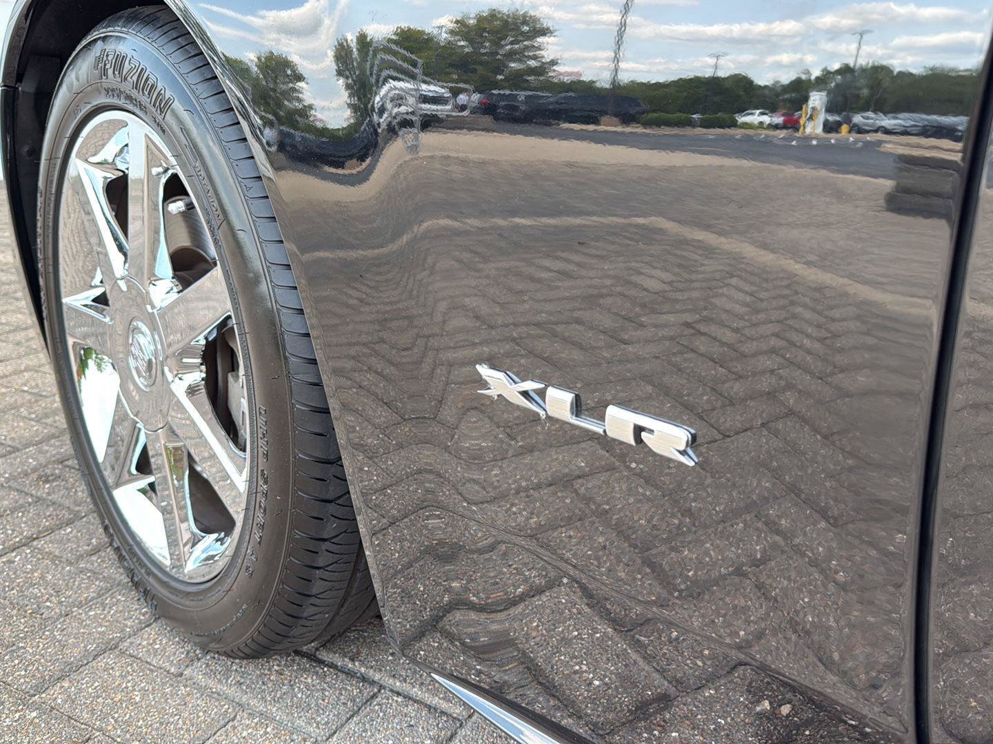 Used 2006 Cadillac XLR RWD image 10