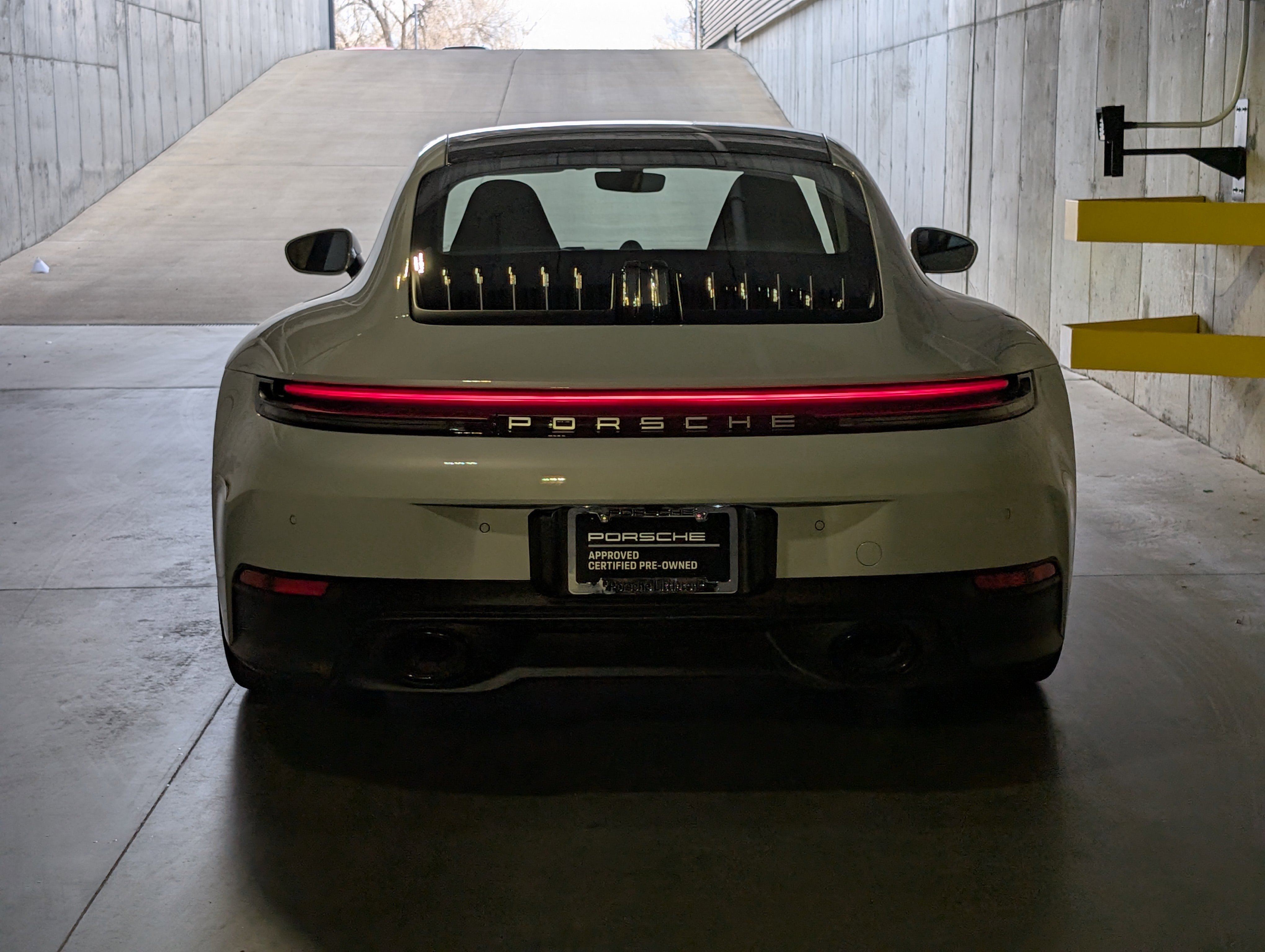 Certified 2025 Porsche 911 Carrera RWD image 7