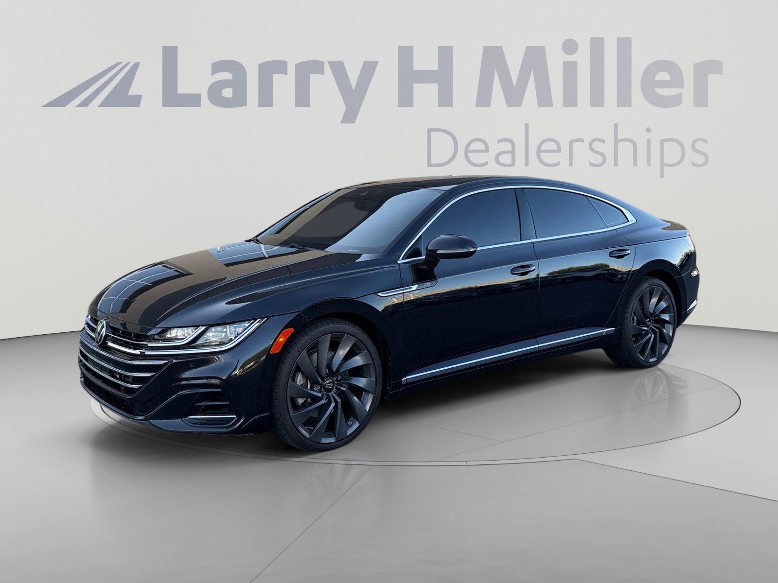 Used 2023 Volkswagen Arteon SEL AWD/4WD image 1