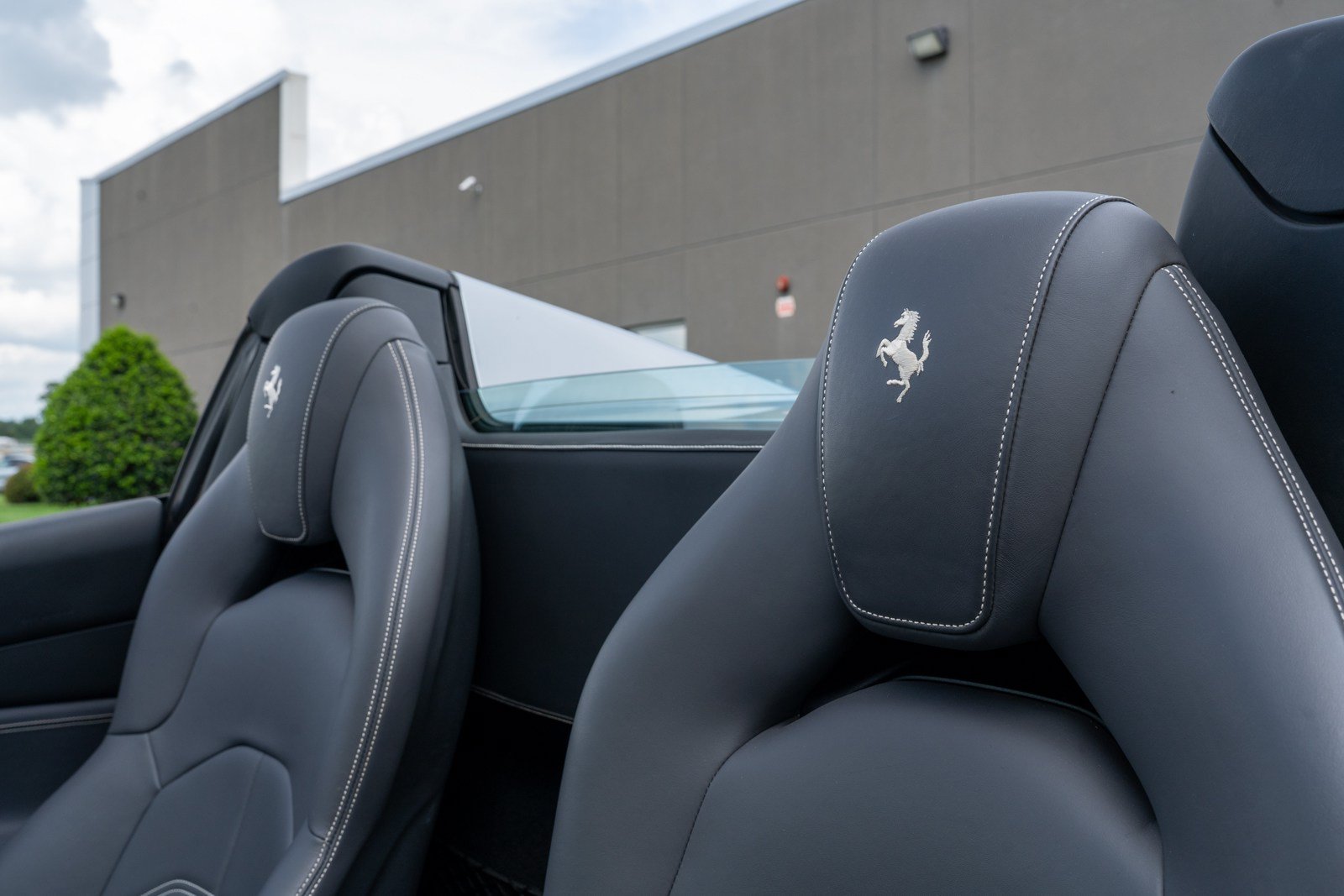 Used 2019 Ferrari 488 Spider RWD image 37