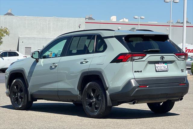 Certified 2022 Toyota RAV4 XLE w/ XLE Grade Weather Package AWD/4WD image 7
