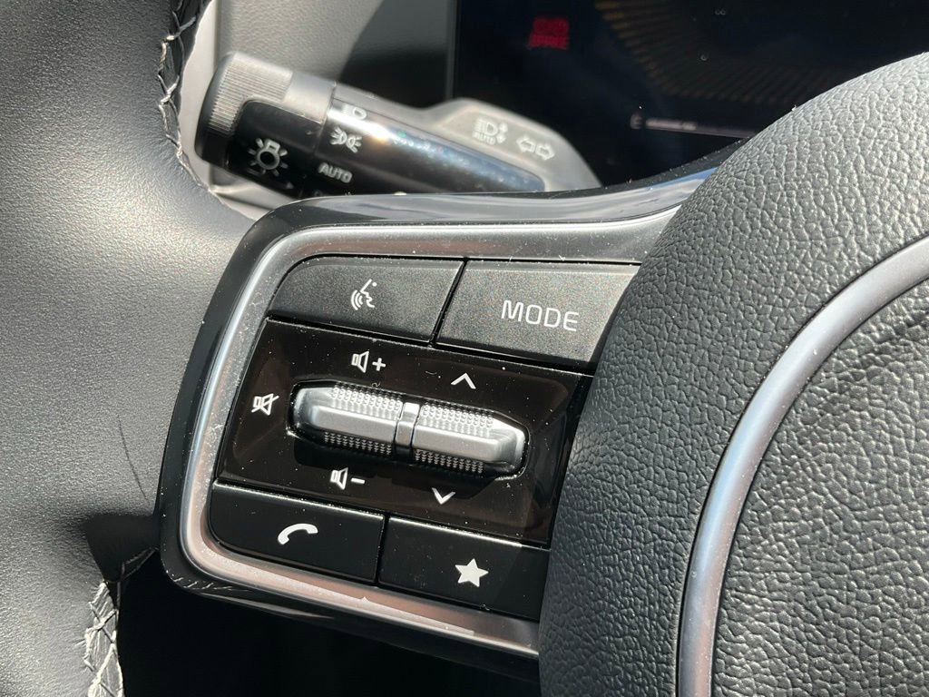 Used 2025 Kia Sorento S AWD/4WD image 28