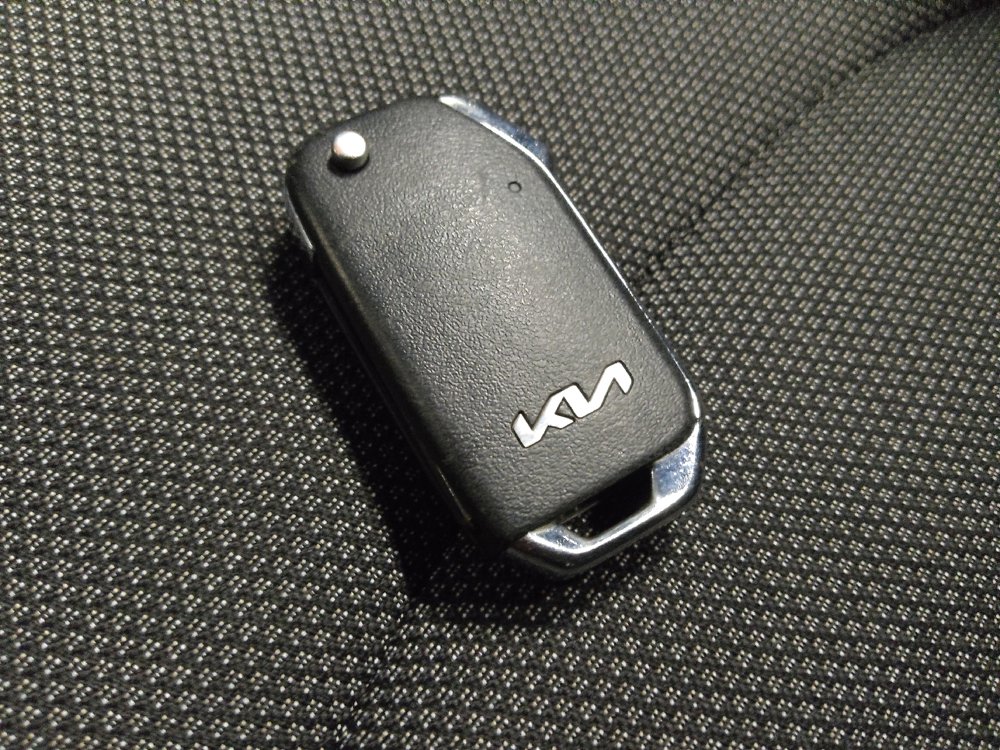 Used 2024 Kia Forte LXS image 32