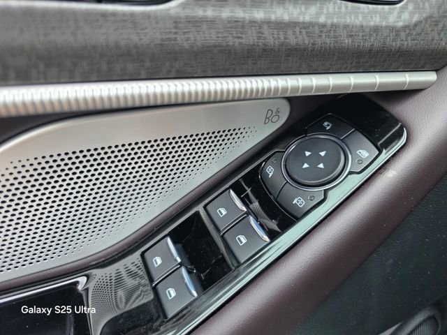New 2026 Ford Explorer Platinum image 31