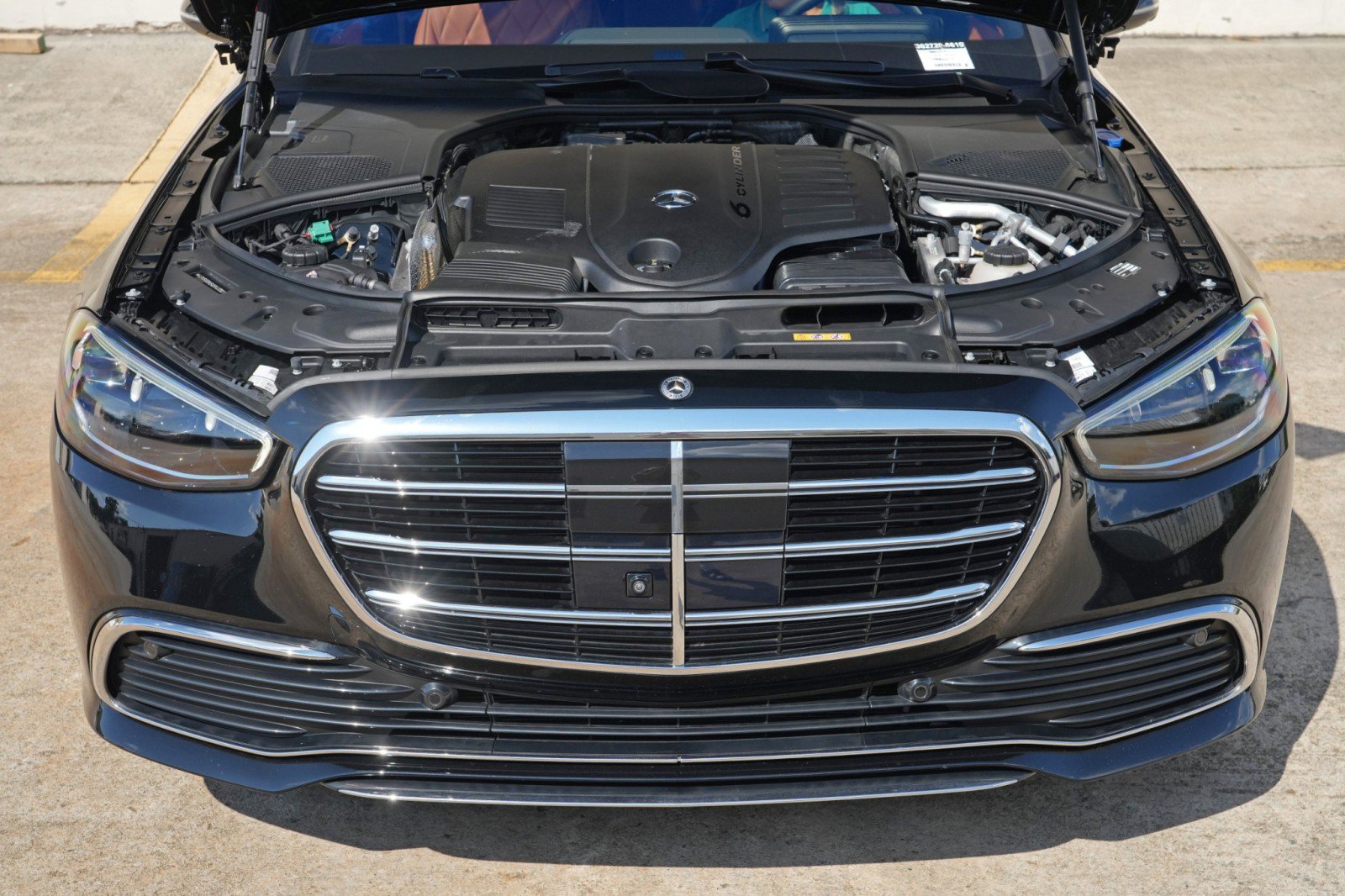 Used 2024 Mercedes-Benz S 580e 4MATIC Sedan image 8