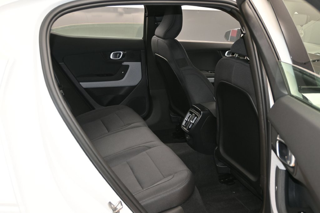 Used 2023 Polestar Polestar 2 AWD/4WD image 29