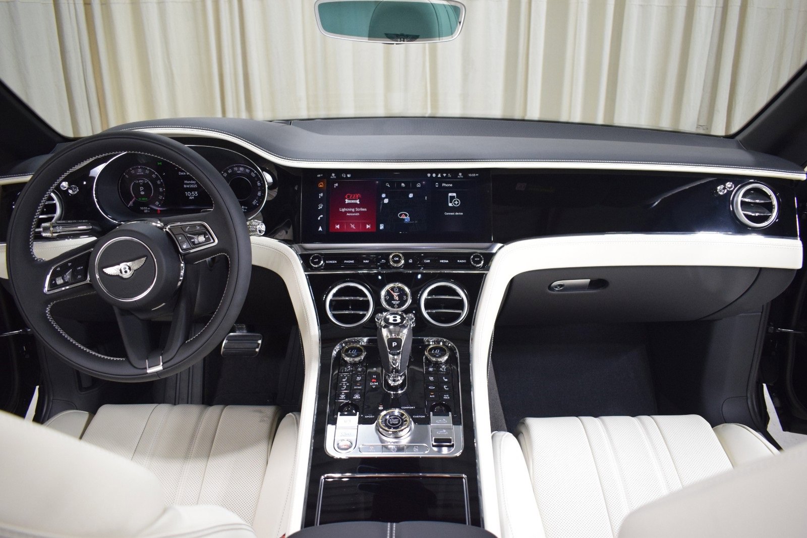 New 2025 Bentley Continental GTC image 2