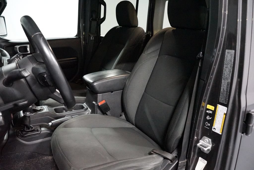 Used 2021 Jeep Wrangler Unlimited Sport AWD/4WD image 6