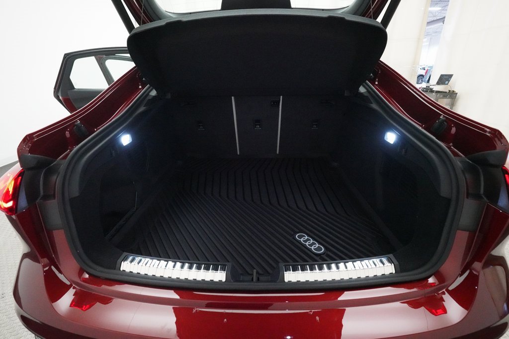 Used 2025 Audi A5 2.0T Prestige w/ 19" Wheel Package image 33