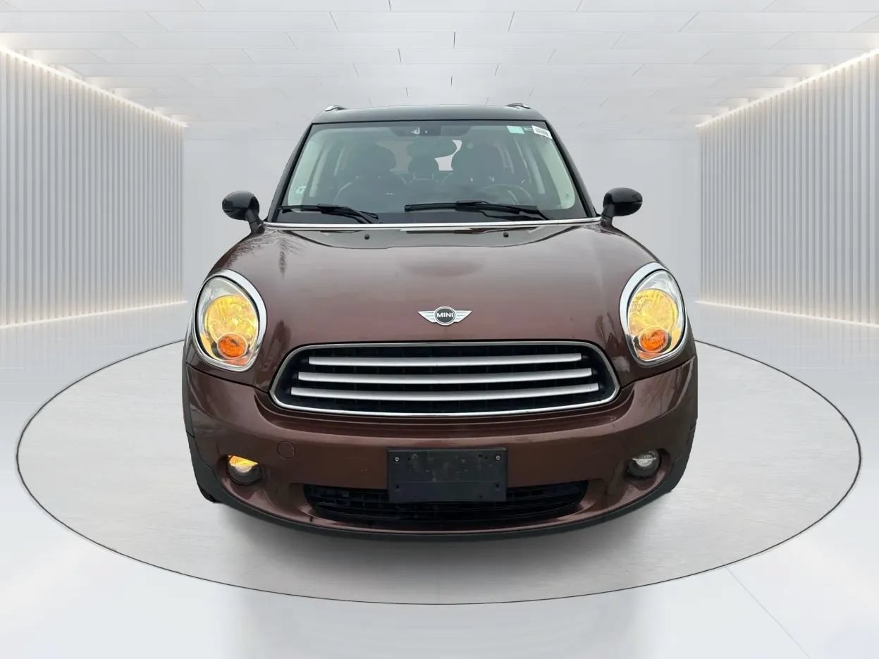 Used 2013 MINI Cooper Countryman FWD image 2
