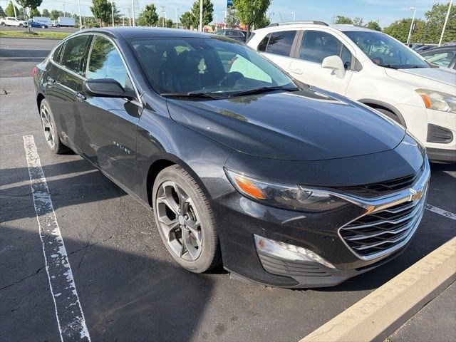 Used 2022 Chevrolet Malibu LT FWD image 5