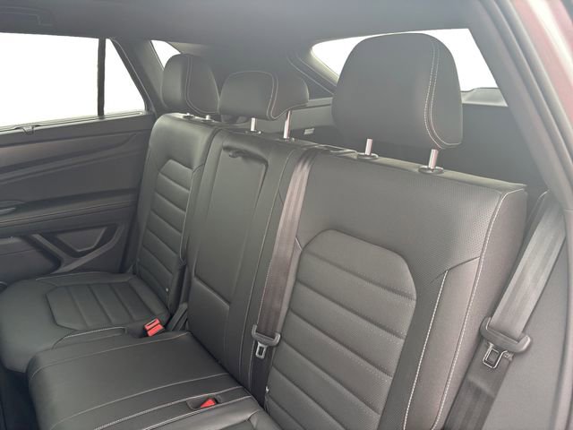 New 2026 Volkswagen Atlas Cross Sport SEL R-Line image 13