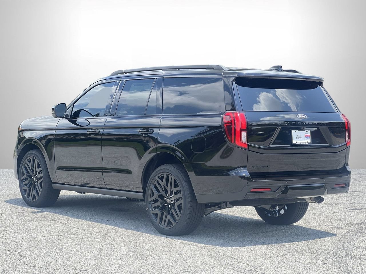 New 2027 Ford Expedition Platinum w/ Stealth Performance Package AWD/4WD image 25