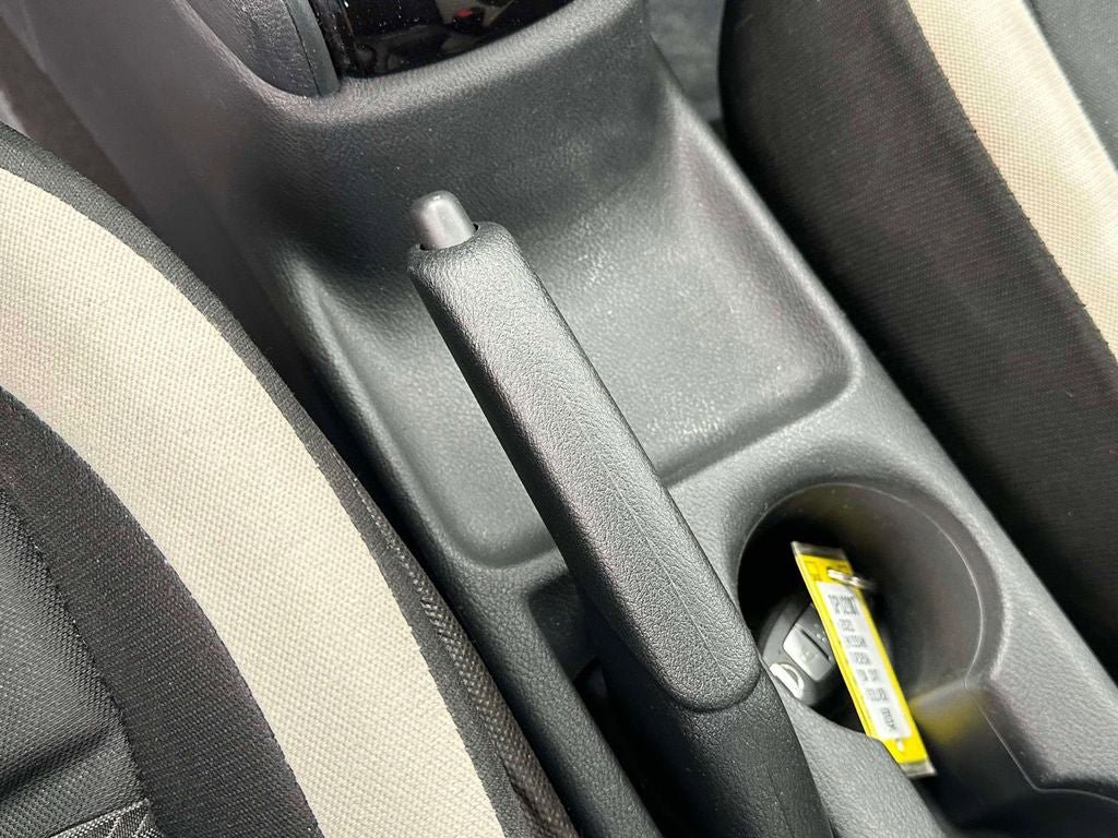 Used 2021 Nissan Versa SV image 29