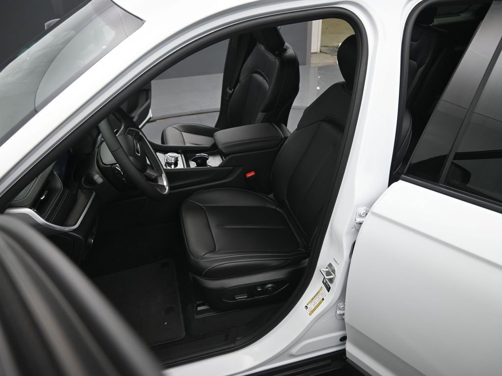 New 2025 Jeep Grand Cherokee L Limited image 11