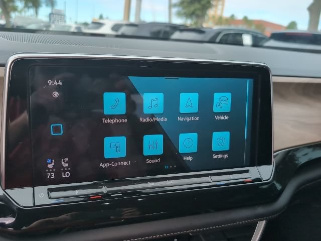Used 2024 Volkswagen Atlas SE FWD image 12