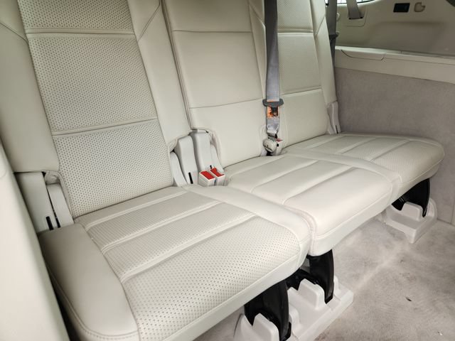 Used 2021 Cadillac Escalade ESV Sport Platinum AWD/4WD image 25