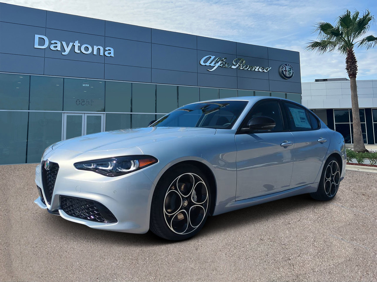New 2025 Alfa Romeo Giulia w/ Driving Assist Package RWD image 7