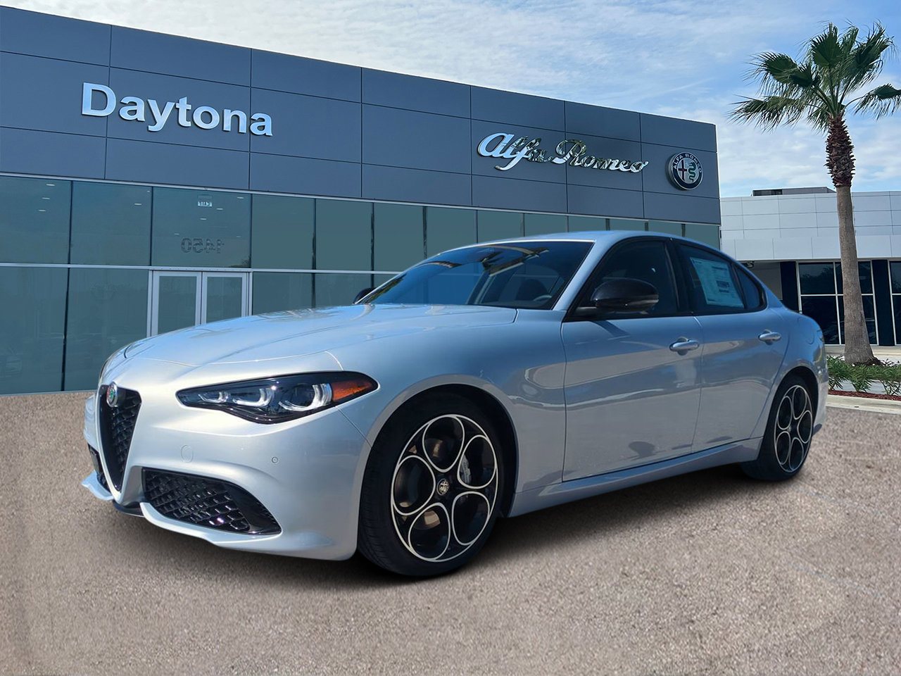 New 2025 Alfa Romeo Giulia w/ Driving Assist Package image 7