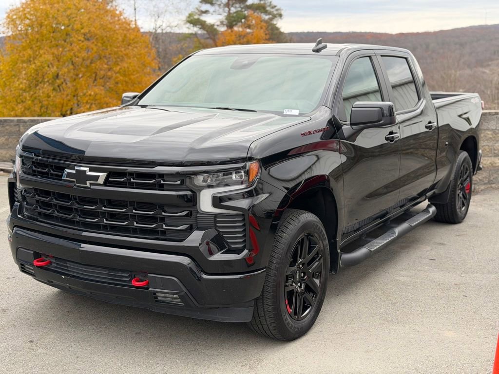 Used 2023 Chevrolet Silverado 1500 RST w/ Redline Edition image 2