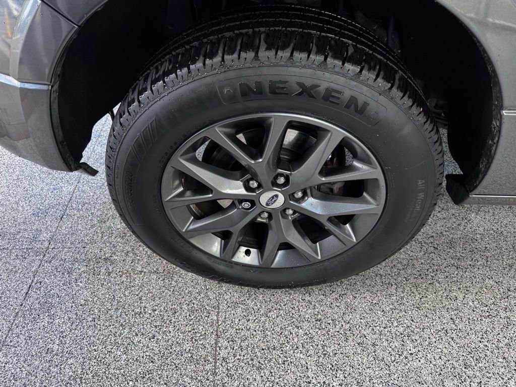 Used 2017 Ford Expedition EL Limited w/ Equipment Group 301A image 14