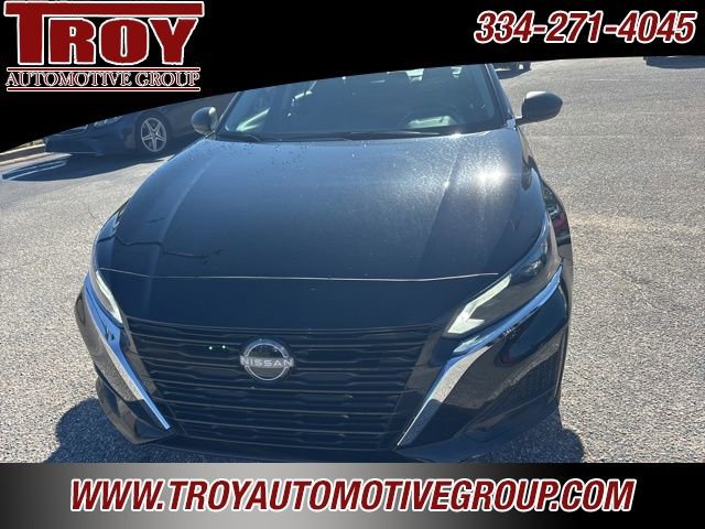 Used 2024 Nissan Altima 2.5 S image 5