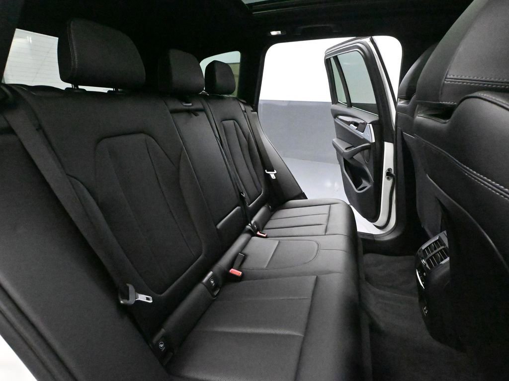 Used 2023 BMW X3 xDrive30i image 45