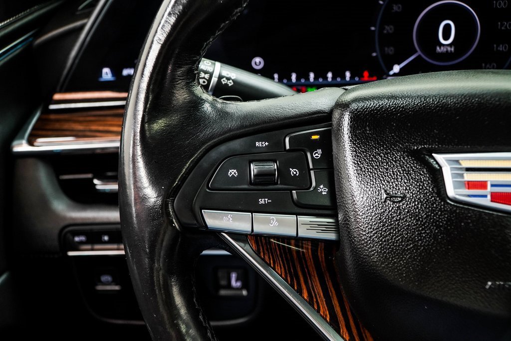 Used 2021 Cadillac Escalade Premium Luxury image 39