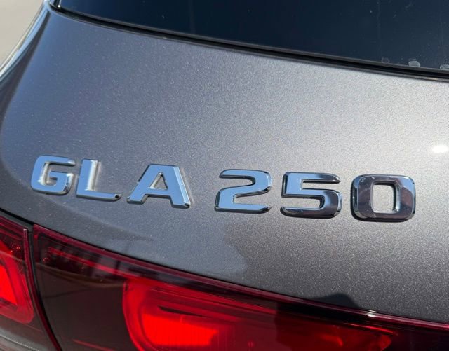 Certified 2023 Mercedes-Benz GLA 250 4MATIC image 9