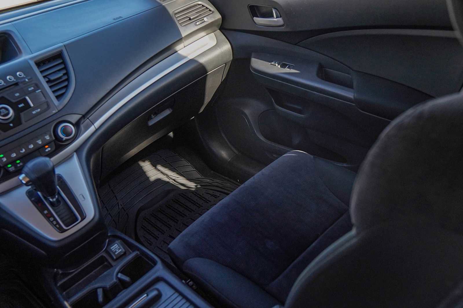 Used 2012 Honda CR-V LX image 26