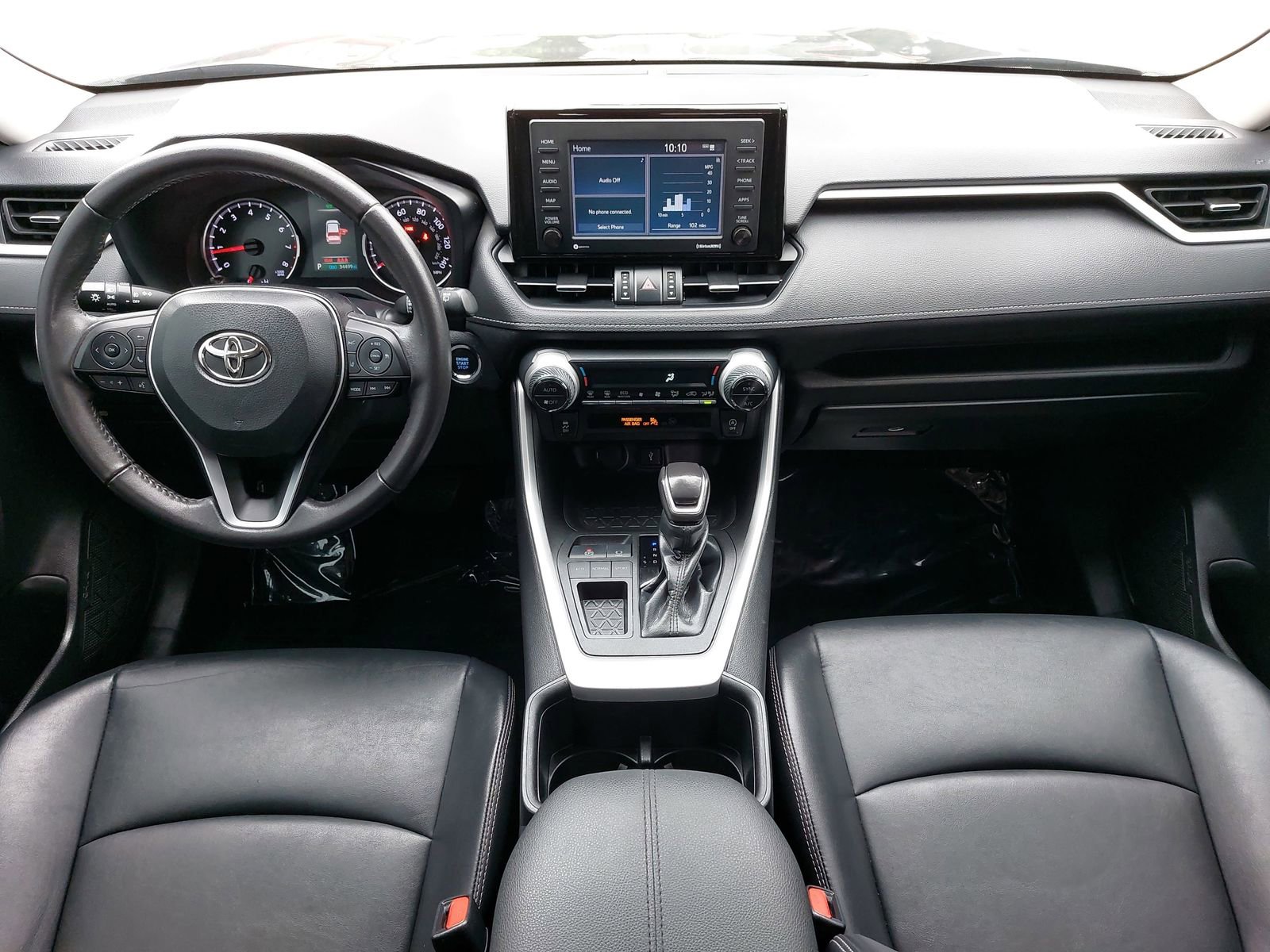 Used 2022 Toyota RAV4 XLE Premium FWD image 9