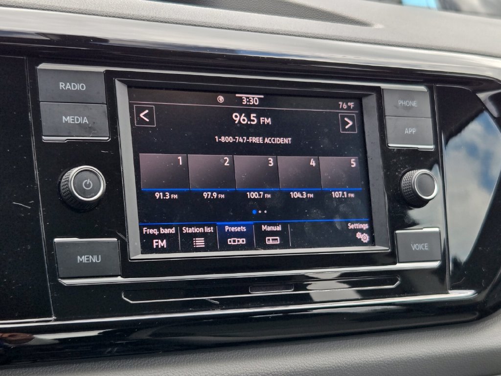Certified 2023 Volkswagen Taos S FWD image 17