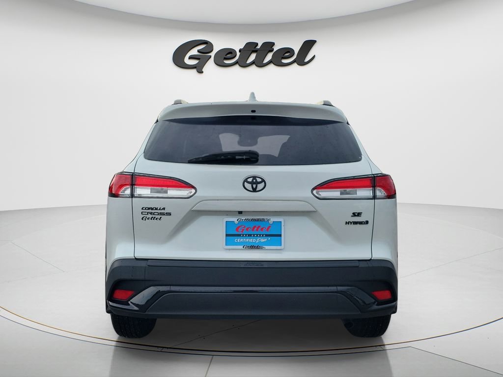 Used 2023 Toyota Corolla Cross AWD Hybrid image 6