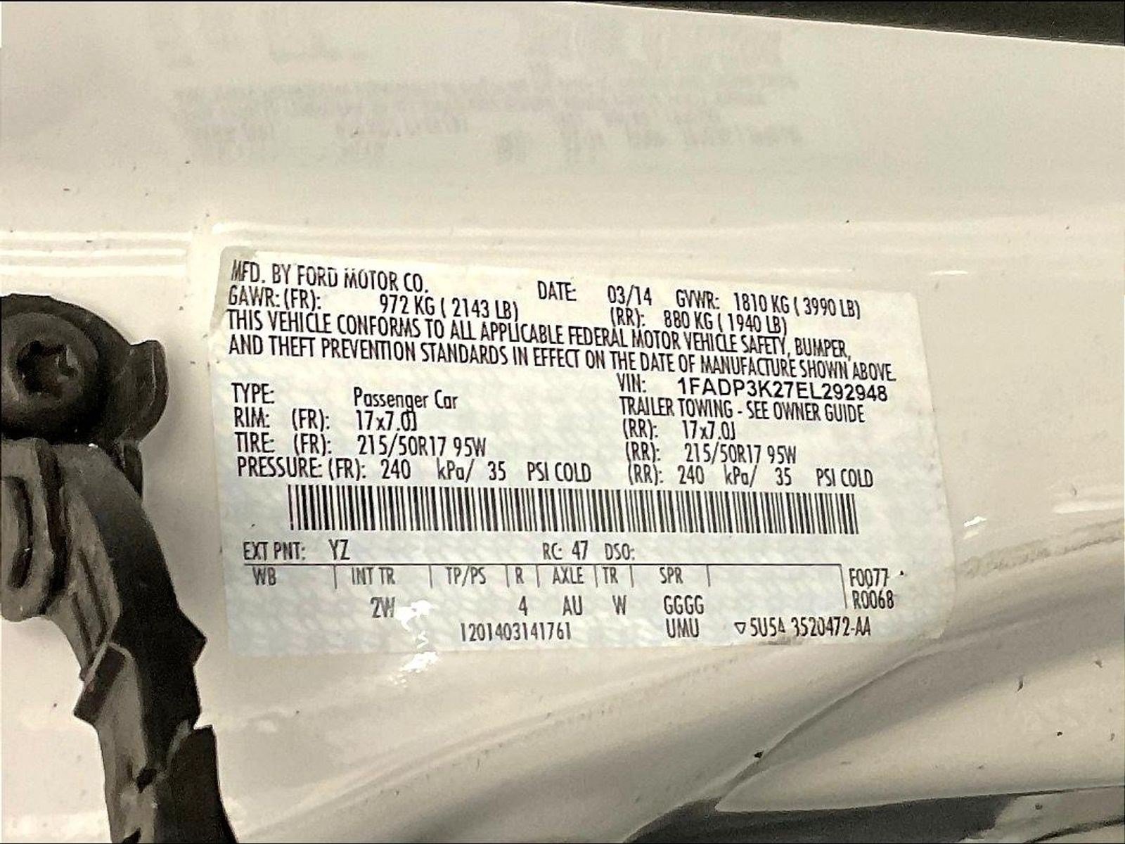 Used 2014 Ford Focus SE w/ Equipment Group 201A FWD image 18